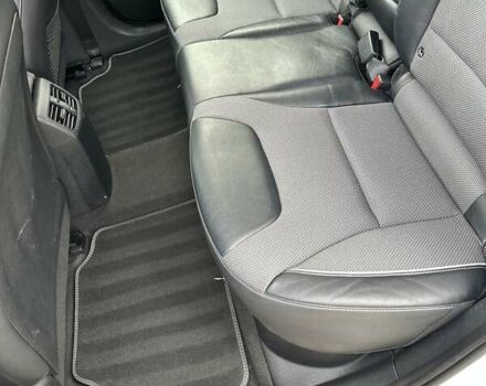 Білий Кіа Niro, об'ємом двигуна 0 л та пробігом 147 тис. км за 18800 $, фото 11 на Automoto.ua