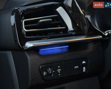 Белый Киа Niro, объемом двигателя 0 л и пробегом 152 тыс. км за 18200 $, фото 34 на Automoto.ua