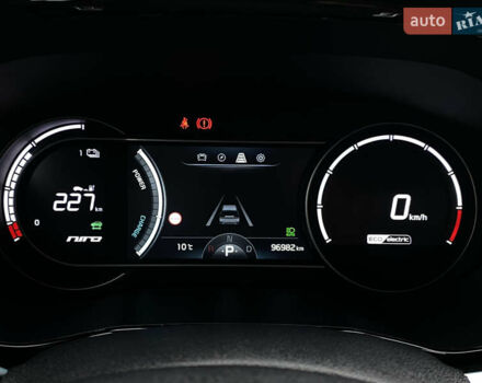 Белый Киа Niro, объемом двигателя 0 л и пробегом 96 тыс. км за 19950 $, фото 47 на Automoto.ua