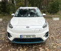 Киа Niro 2020 в Ирпене на Automoto.ua Белый Киа Niro, объемом двигателя 0 л и пробегом 79 тыс. км за 21000 $, фото 1 на Automoto.ua