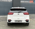 Белый Киа Niro, объемом двигателя 0 л и пробегом 158 тыс. км за 18900 $, фото 4 на Automoto.ua