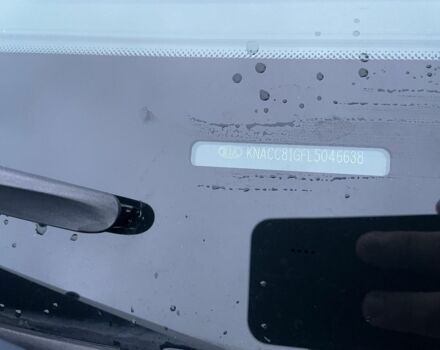 Білий Кіа Niro, об'ємом двигуна 0 л та пробігом 106 тис. км за 19500 $, фото 6 на Automoto.ua