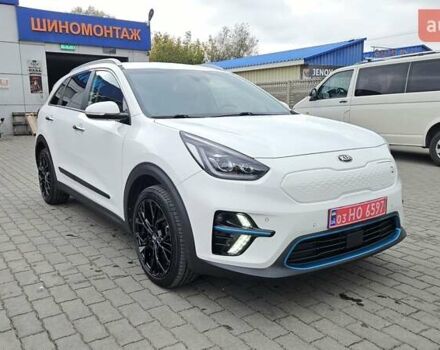Киа Niro 2020 в Радомышле на Automoto.ua Белый Киа Niro, объемом двигателя 0 л и пробегом 73 тыс. км за 22300 $, фото 9 на Automoto.ua