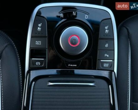 Білий Кіа Niro, об'ємом двигуна 0 л та пробігом 62 тис. км за 24400 $, фото 61 на Automoto.ua
