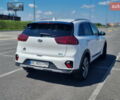 Білий Кіа Niro, об'ємом двигуна 1.6 л та пробігом 40 тис. км за 26000 $, фото 10 на Automoto.ua