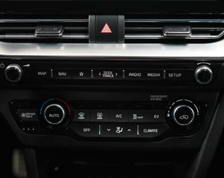 Белый Киа Niro, объемом двигателя 0 л и пробегом 53 тыс. км за 16100 $, фото 17 на Automoto.ua