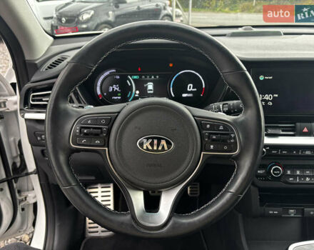 Белый Киа Niro, объемом двигателя 0 л и пробегом 48 тыс. км за 24350 $, фото 25 на Automoto.ua