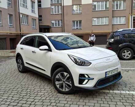 Белый Киа Niro, объемом двигателя 0 л и пробегом 130 тыс. км за 19300 $, фото 1 на Automoto.ua