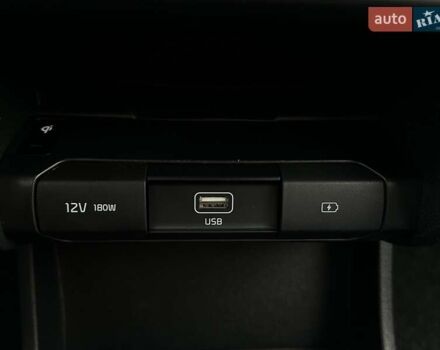 Білий Кіа Niro, об'ємом двигуна 0 л та пробігом 35 тис. км за 24400 $, фото 74 на Automoto.ua