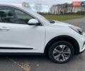 Белый Киа Niro, объемом двигателя 0 л и пробегом 96 тыс. км за 16800 $, фото 9 на Automoto.ua