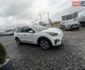 Білий Кіа Niro, об'ємом двигуна 0 л та пробігом 50 тис. км за 17300 $, фото 4 на Automoto.ua