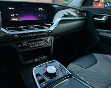 Белый Киа Niro, объемом двигателя 0 л и пробегом 179 тыс. км за 17800 $, фото 20 на Automoto.ua