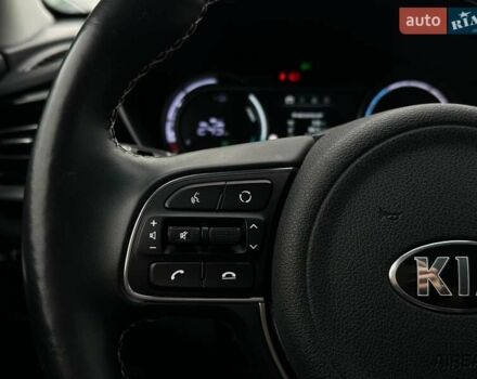 Белый Киа Niro, объемом двигателя 0 л и пробегом 62 тыс. км за 23500 $, фото 47 на Automoto.ua