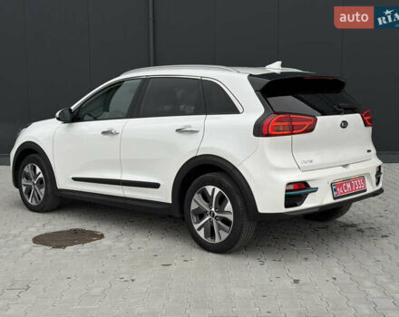 Белый Киа Niro, объемом двигателя 0 л и пробегом 39 тыс. км за 23400 $, фото 85 на Automoto.ua