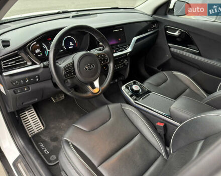 Белый Киа Niro, объемом двигателя 0 л и пробегом 51 тыс. км за 24200 $, фото 21 на Automoto.ua