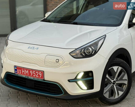 Белый Киа Niro, объемом двигателя 0 л и пробегом 113 тыс. км за 17800 $, фото 10 на Automoto.ua