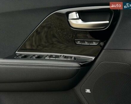 Белый Киа Niro, объемом двигателя 0 л и пробегом 38 тыс. км за 24700 $, фото 3 на Automoto.ua