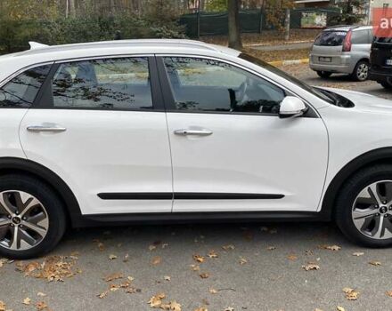 Белый Киа Niro, объемом двигателя 0 л и пробегом 63 тыс. км за 22500 $, фото 11 на Automoto.ua