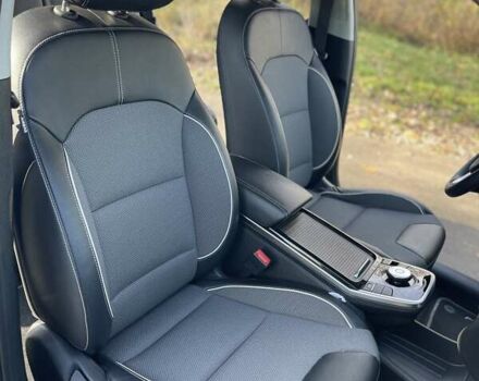 Белый Киа Niro, объемом двигателя 0 л и пробегом 96 тыс. км за 16800 $, фото 40 на Automoto.ua