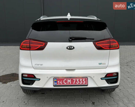 Белый Киа Niro, объемом двигателя 0 л и пробегом 39 тыс. км за 23400 $, фото 82 на Automoto.ua