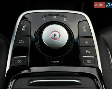 Белый Киа Niro, объемом двигателя 0 л и пробегом 54 тыс. км за 24700 $, фото 8 на Automoto.ua