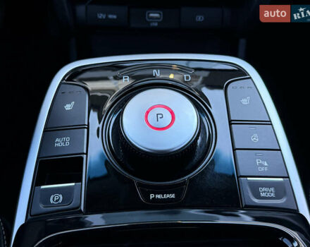 Белый Киа Niro, объемом двигателя 0 л и пробегом 80 тыс. км за 17800 $, фото 52 на Automoto.ua