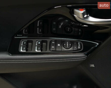 Киа Niro 2021 в Киеве на Automoto.ua Белый Киа Niro, объемом двигателя 0 л и пробегом 52 тыс. км за 18200 $, фото 18 на Automoto.ua