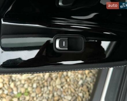 Белый Киа Niro, объемом двигателя 0 л и пробегом 56 тыс. км за 23400 $, фото 68 на Automoto.ua