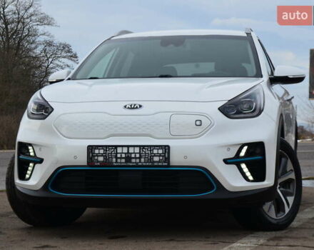 Белый Киа Niro, объемом двигателя 0 л и пробегом 73 тыс. км за 19548 $, фото 14 на Automoto.ua