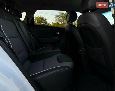 Белый Киа Niro, объемом двигателя 0 л и пробегом 59 тыс. км за 22800 $, фото 67 на Automoto.ua