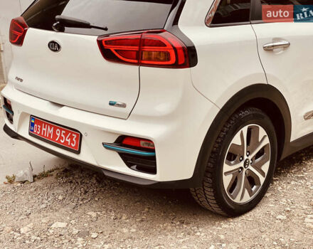 Белый Киа Niro, объемом двигателя 0 л и пробегом 164 тыс. км за 17750 $, фото 21 на Automoto.ua