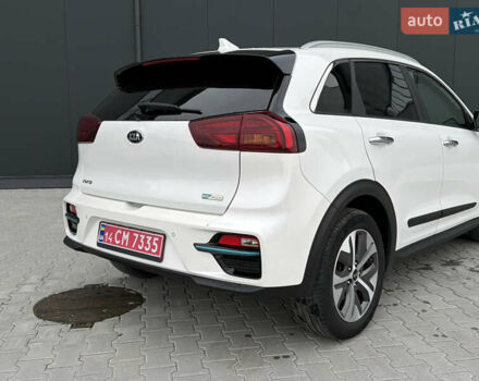 Белый Киа Niro, объемом двигателя 0 л и пробегом 39 тыс. км за 23400 $, фото 78 на Automoto.ua