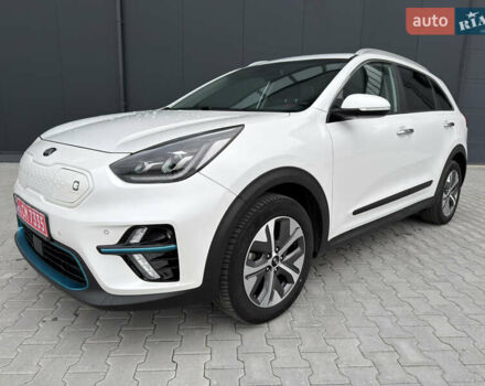 Белый Киа Niro, объемом двигателя 0 л и пробегом 39 тыс. км за 23400 $, фото 7 на Automoto.ua