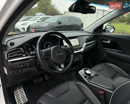 Белый Киа Niro, объемом двигателя 0 л и пробегом 54 тыс. км за 24700 $, фото 38 на Automoto.ua