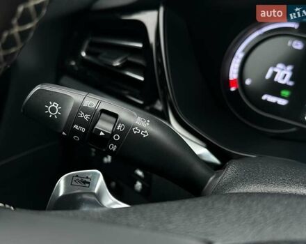 Белый Киа Niro, объемом двигателя 0 л и пробегом 56 тыс. км за 23400 $, фото 38 на Automoto.ua