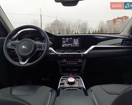 Белый Киа Niro, объемом двигателя 0 л и пробегом 34 тыс. км за 19999 $, фото 39 на Automoto.ua