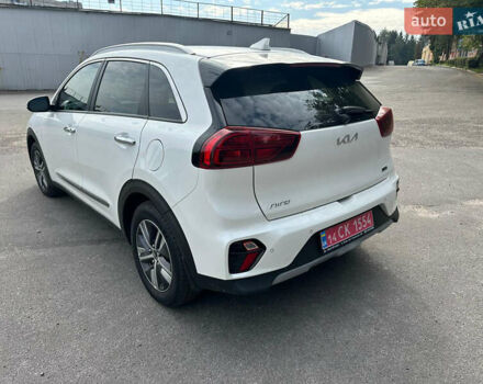 Белый Киа Niro, объемом двигателя 1.6 л и пробегом 40 тыс. км за 25150 $, фото 13 на Automoto.ua
