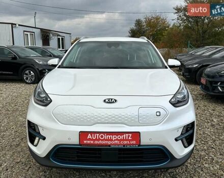 Білий Кіа Niro, об'ємом двигуна 0 л та пробігом 62 тис. км за 24500 $, фото 27 на Automoto.ua