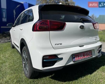 Белый Киа Niro, объемом двигателя 0 л и пробегом 95 тыс. км за 16500 $, фото 29 на Automoto.ua