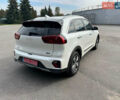 Белый Киа Niro, объемом двигателя 1.6 л и пробегом 40 тыс. км за 25150 $, фото 14 на Automoto.ua