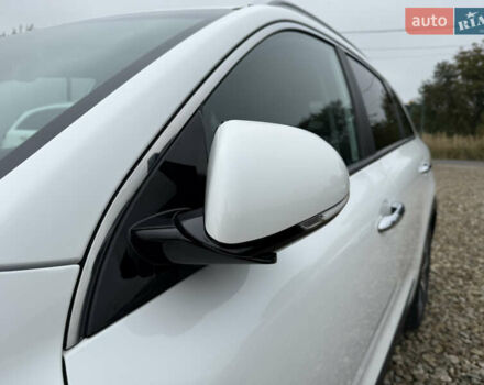 Белый Киа Niro, объемом двигателя 0 л и пробегом 54 тыс. км за 24700 $, фото 29 на Automoto.ua