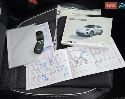 Белый Киа Niro, объемом двигателя 0 л и пробегом 149 тыс. км за 17499 $, фото 38 на Automoto.ua