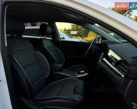 Белый Киа Niro, объемом двигателя 0 л и пробегом 59 тыс. км за 22800 $, фото 69 на Automoto.ua