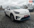 Білий Кіа Niro, об'ємом двигуна 0 л та пробігом 50 тис. км за 17300 $, фото 9 на Automoto.ua