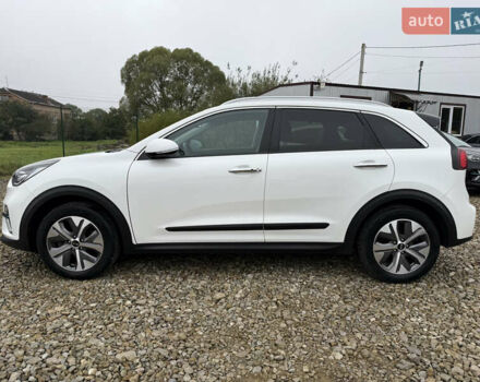 Белый Киа Niro, объемом двигателя 0 л и пробегом 54 тыс. км за 24700 $, фото 19 на Automoto.ua