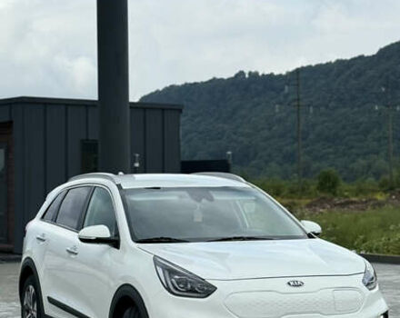 Белый Киа Niro, объемом двигателя 0 л и пробегом 63 тыс. км за 20500 $, фото 22 на Automoto.ua
