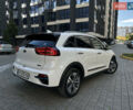 Білий Кіа Niro, об'ємом двигуна 0 л та пробігом 155 тис. км за 18300 $, фото 5 на Automoto.ua