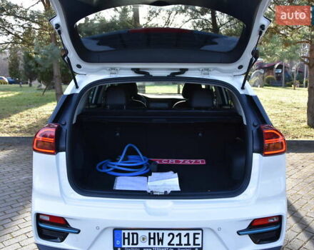 Белый Киа Niro, объемом двигателя 0 л и пробегом 37 тыс. км за 24890 $, фото 41 на Automoto.ua