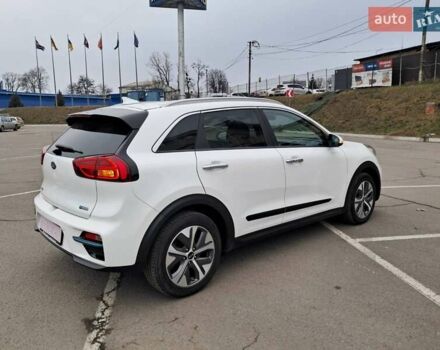 Белый Киа Niro, объемом двигателя 0 л и пробегом 90 тыс. км за 20850 $, фото 12 на Automoto.ua