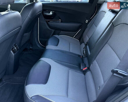 Белый Киа Niro, объемом двигателя 0 л и пробегом 80 тыс. км за 17800 $, фото 59 на Automoto.ua
